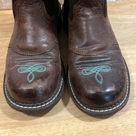 Ariat Dark Brown & Turquoise Leather & Suede Embroidered Short Boots 38 EU 8B US - Picture 6 of 13